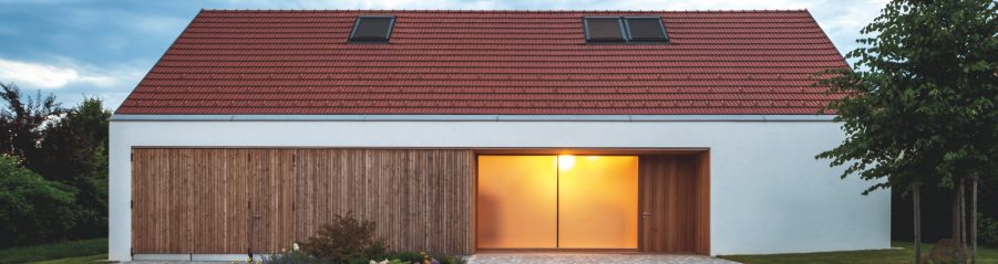 Single family house W with tondach roof tiles Strangfalz pressed natural red, Einfamilienhaus mit Tondach Dachziegel Strangfalz gepresst Naturrot