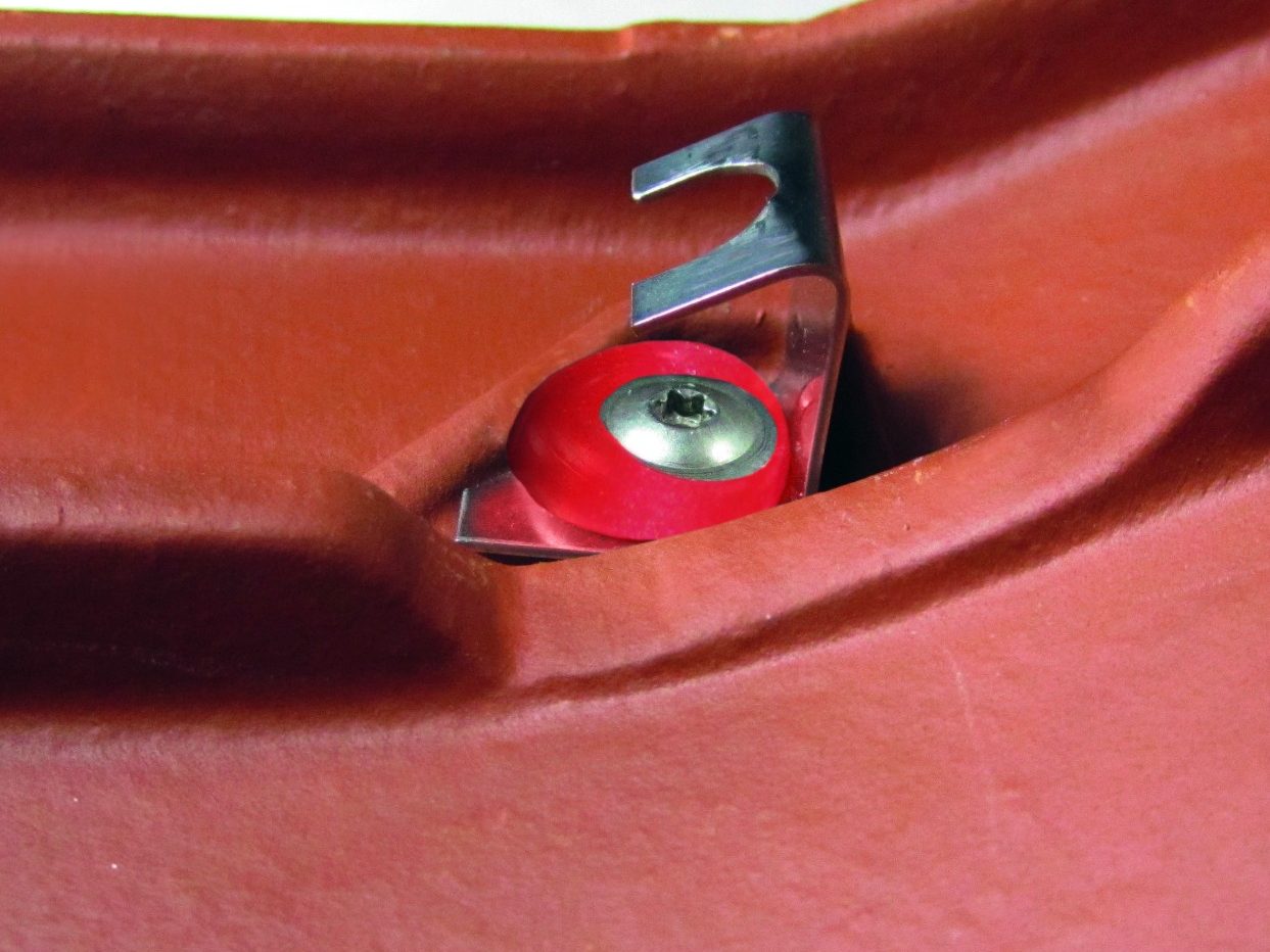 Installation guide of Sturmfix 2.0, dont insert screw to strong