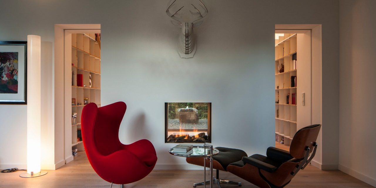 living room; fireplace; chairs; armchair; red chair; ambience; product: Poroton T8-P