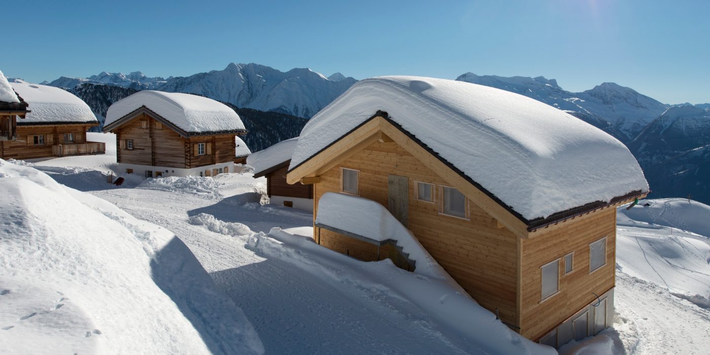 single family, roof, tile, ZZ Wancor, snow, winter