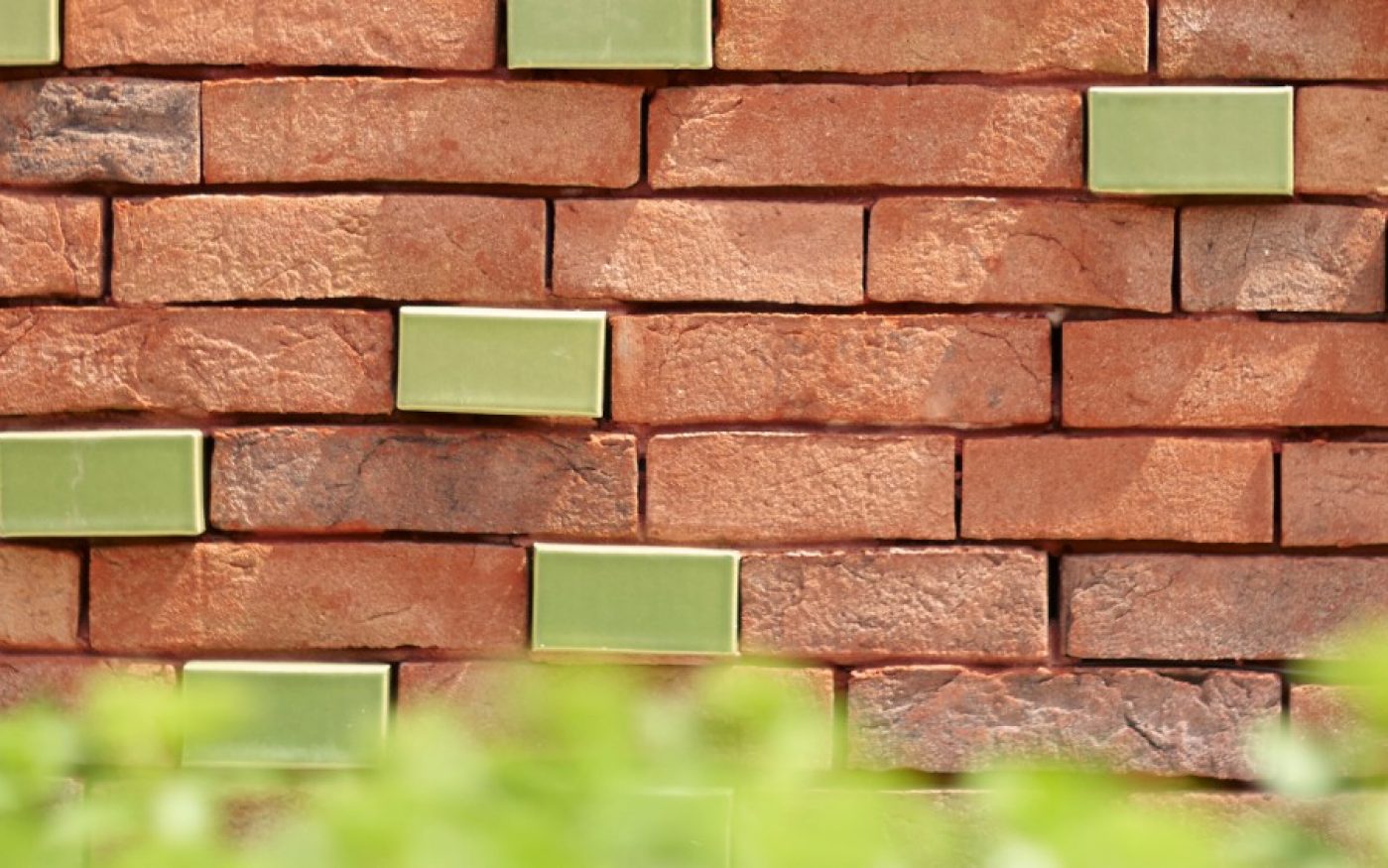 Leipan 301 Rustiek Engobe 872 Glazuurstenen Groen Geglazuurd Olm HV WF Renovation and Extension Residential Care Center | Architect: Gino Debruyne & Architecten, Brugge | Contractor: Artes Depret, Zeebrugge | Client: Vzw Volkswelzijn, Brugge | Completion Date: 2014-01-01