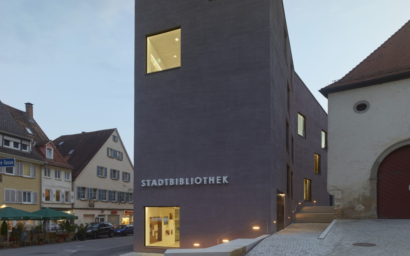 verfüllte Ziegel, MW, Mineralwolle, Erdbebenzone 3, EB, harris + kurrle architekten bda, Neckar,  Deutscher Ziegelpreis 2019, Monolith