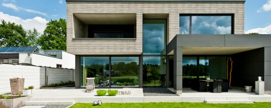 Passive House, Bauhaus-style, Multi-Generational House, Poroton, Terca, Polaris, by Architects Engelshove, situated in Neuenkirchen