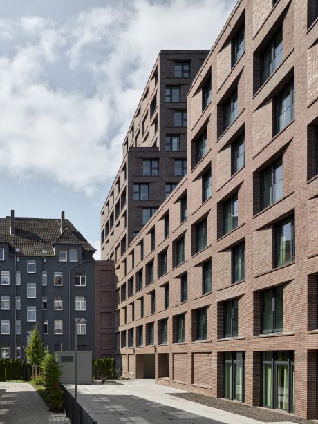 Max Dudler, Strangpressziegel, Bristol (ehemaliger Sortenname), Studentenwohnheim, Hainholz, Schulenburger Landstraße 114