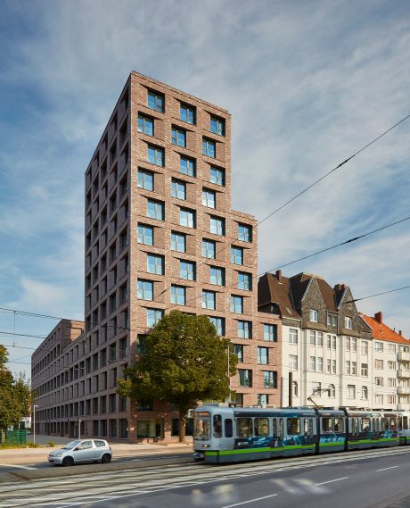 Max Dudler, Strangpressziegel, Bristol (ehemaliger Sortenname), Studentenwohnheim, Hainholz, Schulenburger Landstraße 114