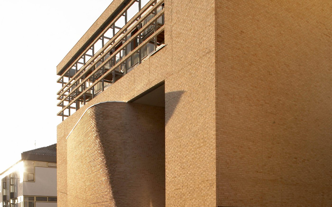 Driving cars, Exterior view of a school, No stopping, Parking cars, Objektsortierung Tallinn, tabac-beigeObjektsortierung Tallinn, tabac-beige