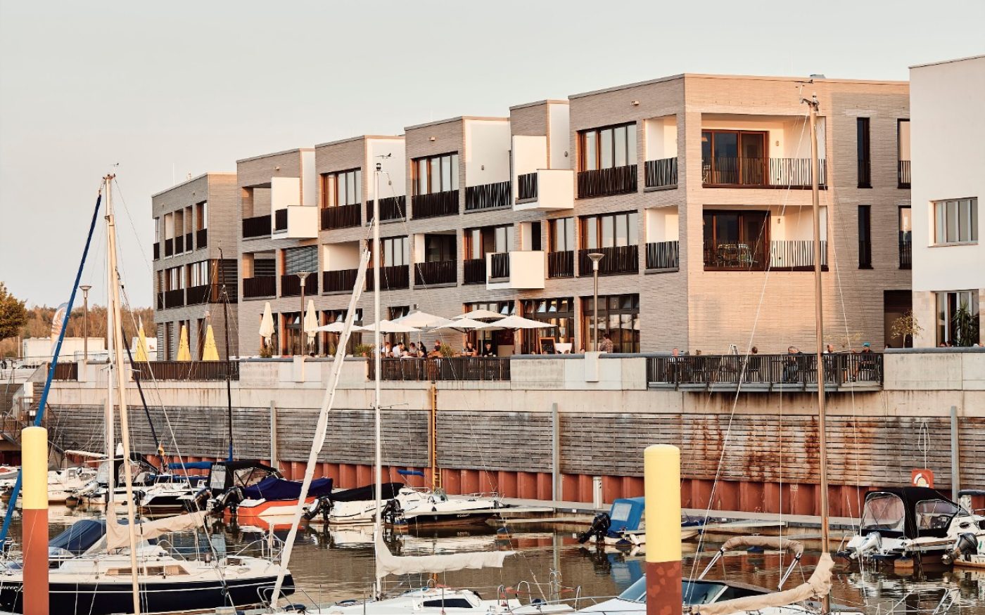 Terca polaris, kap zwenkau, hafengebäude, habour building, langformat, 