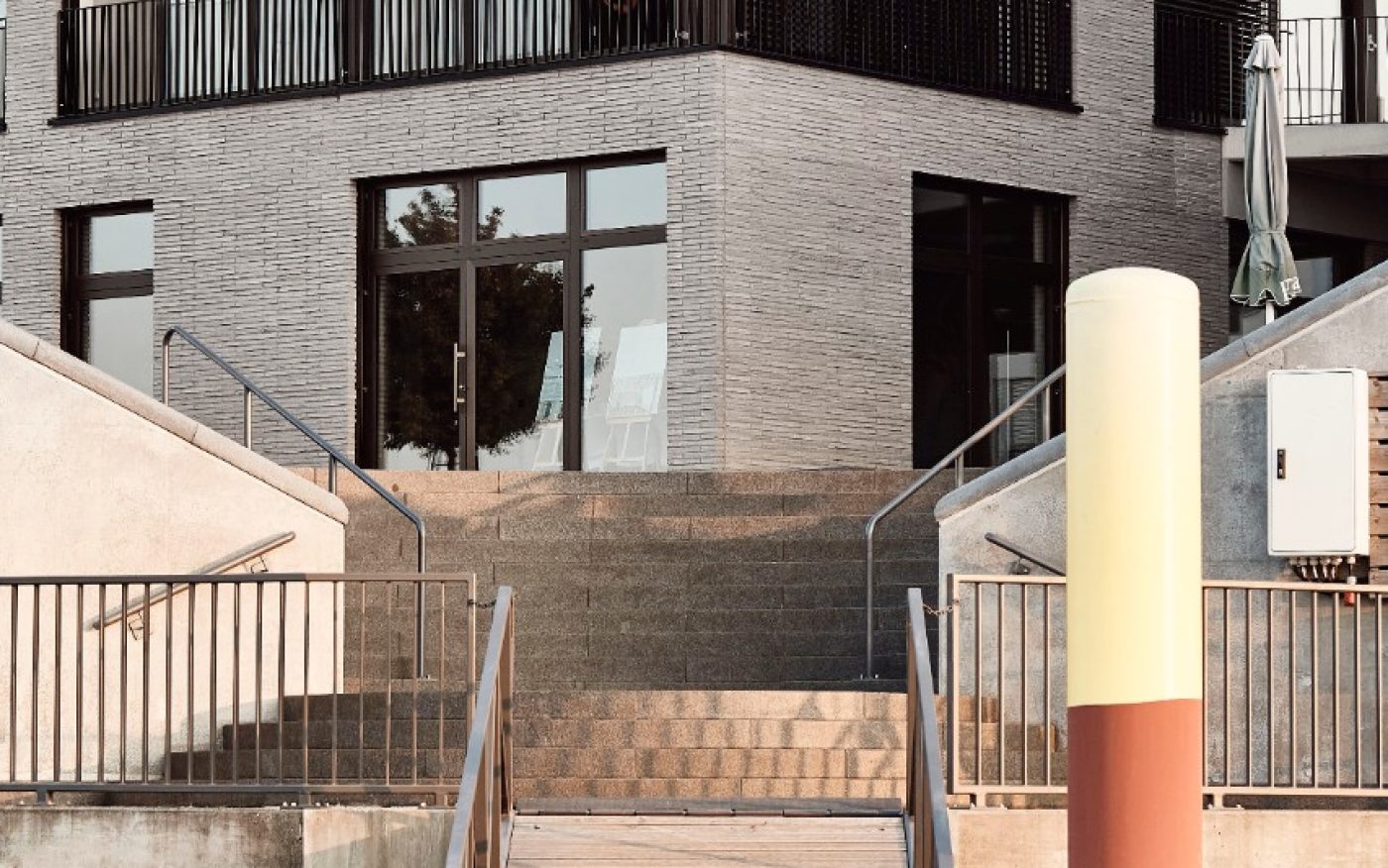 Terca polaris, kap zwenkau, hafengebäude, habour building, langformat, 