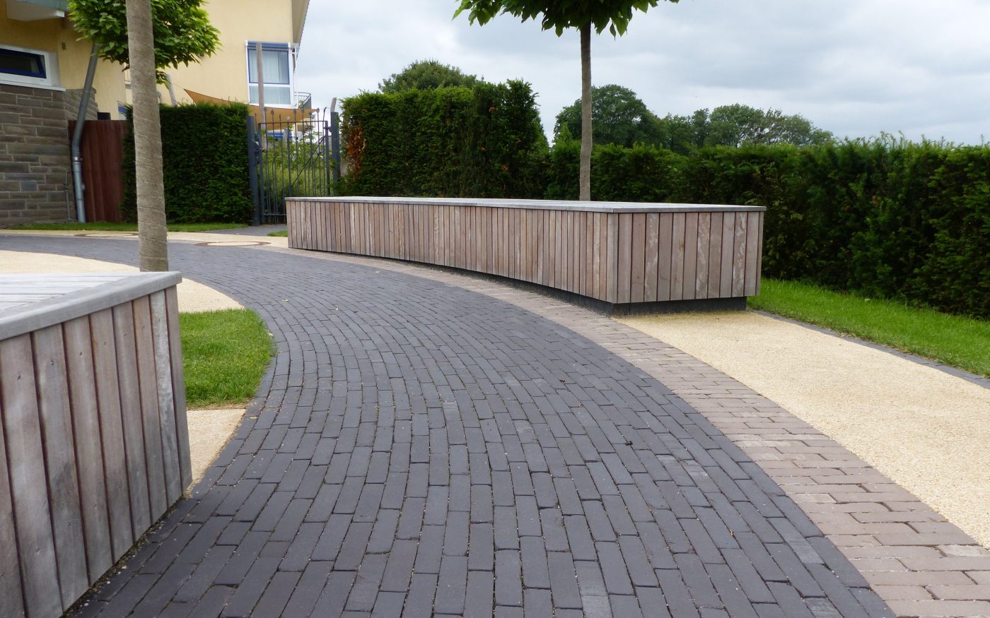 Kinder- und Jugendhospiz, Landschaftsarchitekturbüro Doris Herrmann, Kramer Garten GmbH & Co. KG, Gemeinnützige Gesellschaft der Franziskanerinnen zu Olpe mbH (GFO)