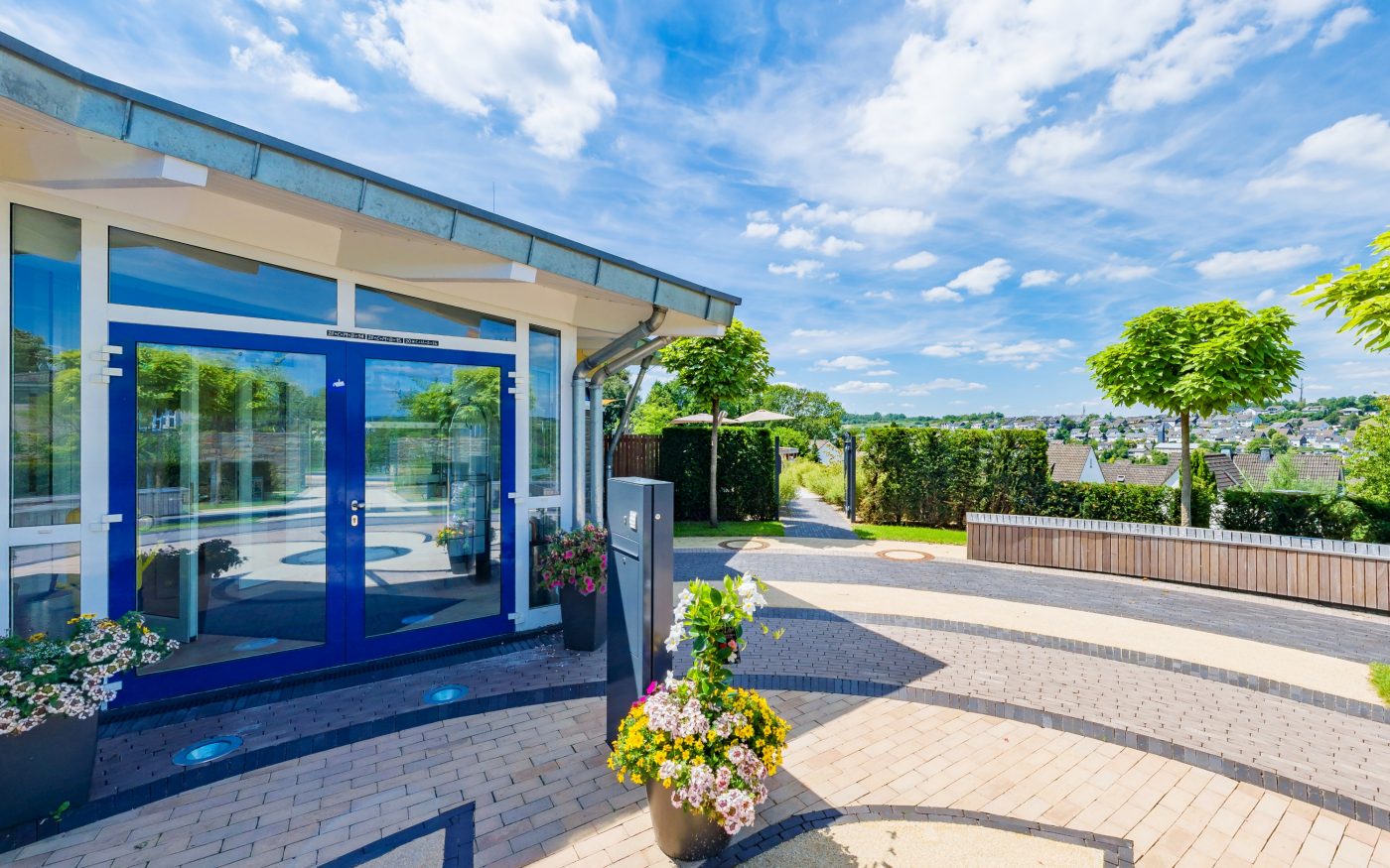 Kinder- und Jugendhospiz, Landschaftsarchitekturbüro Doris Herrmann, Kramer Garten GmbH & Co. KG, Gemeinnützige Gesellschaft der Franziskanerinnen zu Olpe mbH (GFO)