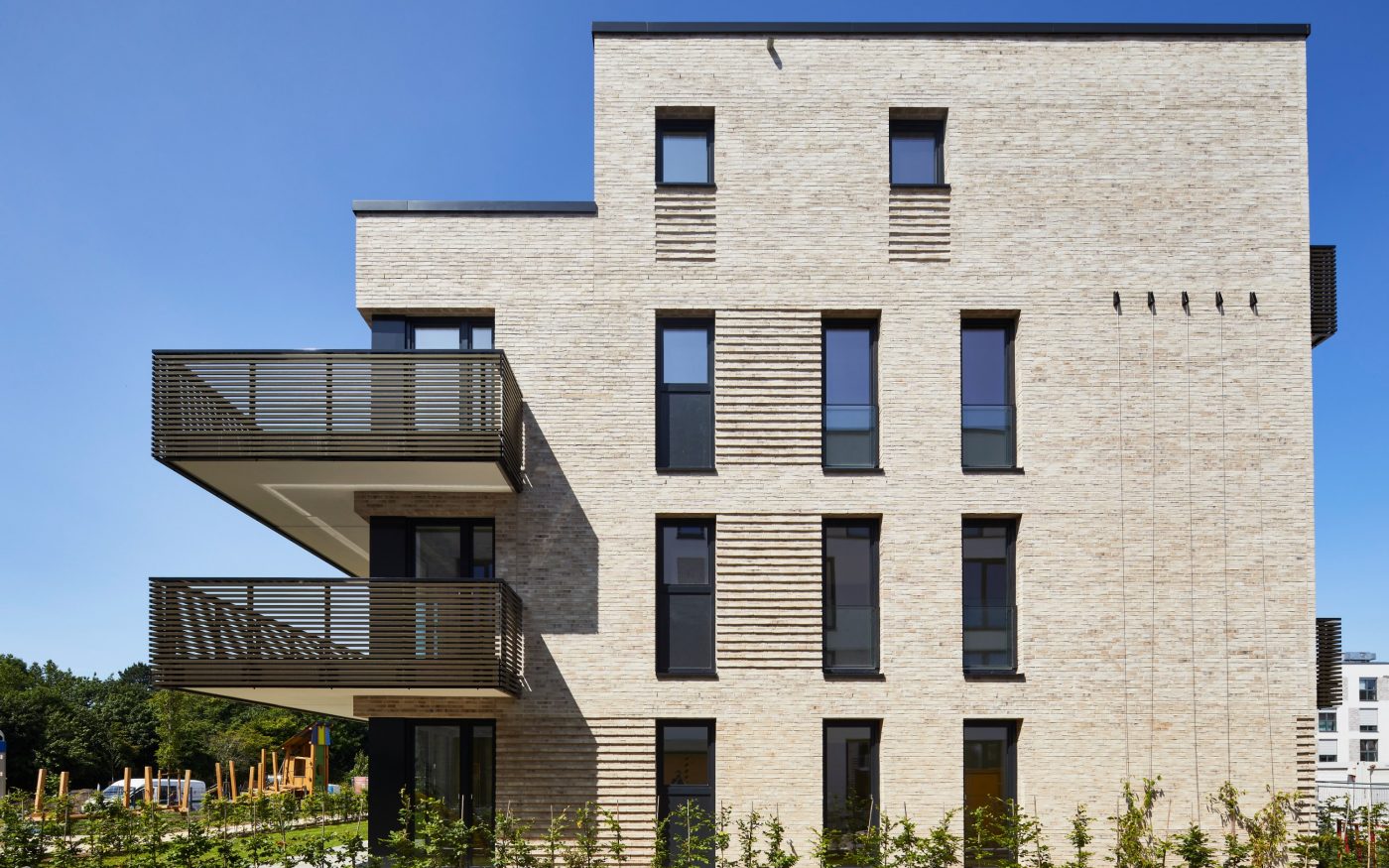 hda HENRIK DIEMANN ARCHITEKTEN, Baufelder H + F + K, Nachhaltigkeit , Mobilitätskonzept,  Begrünungskonzept, Wasserstrichziegel, weiß-grau geschlämmt, LimeLine 415 DF