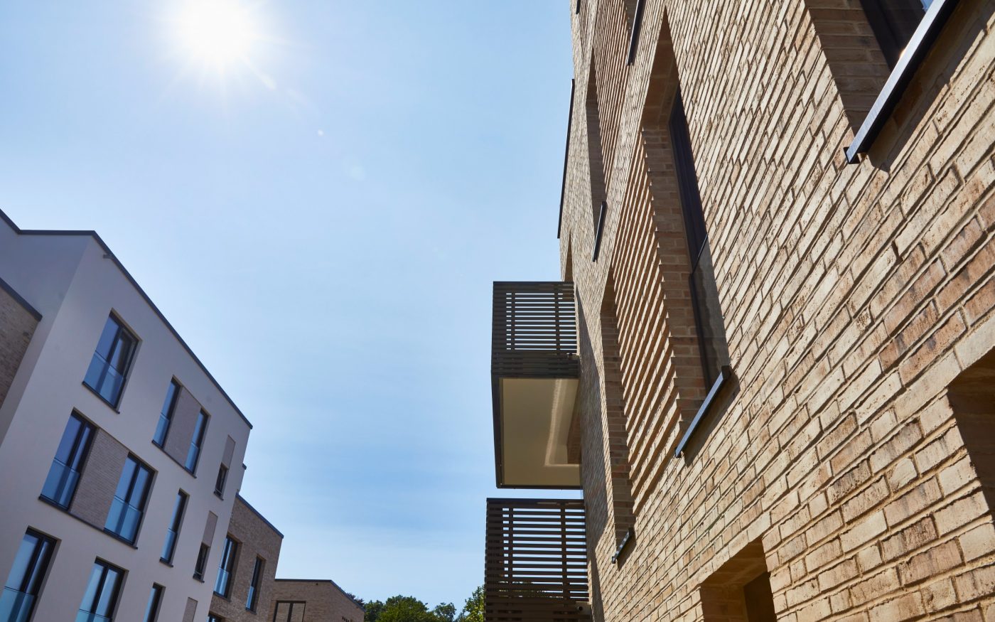 hda HENRIK DIEMANN ARCHITEKTEN, Baufelder H + F + K, Nachhaltigkeit , Mobilitätskonzept,  Begrünungskonzept, Wasserstrichziegel, weiß-grau geschlämmt, LimeLine 415 DF