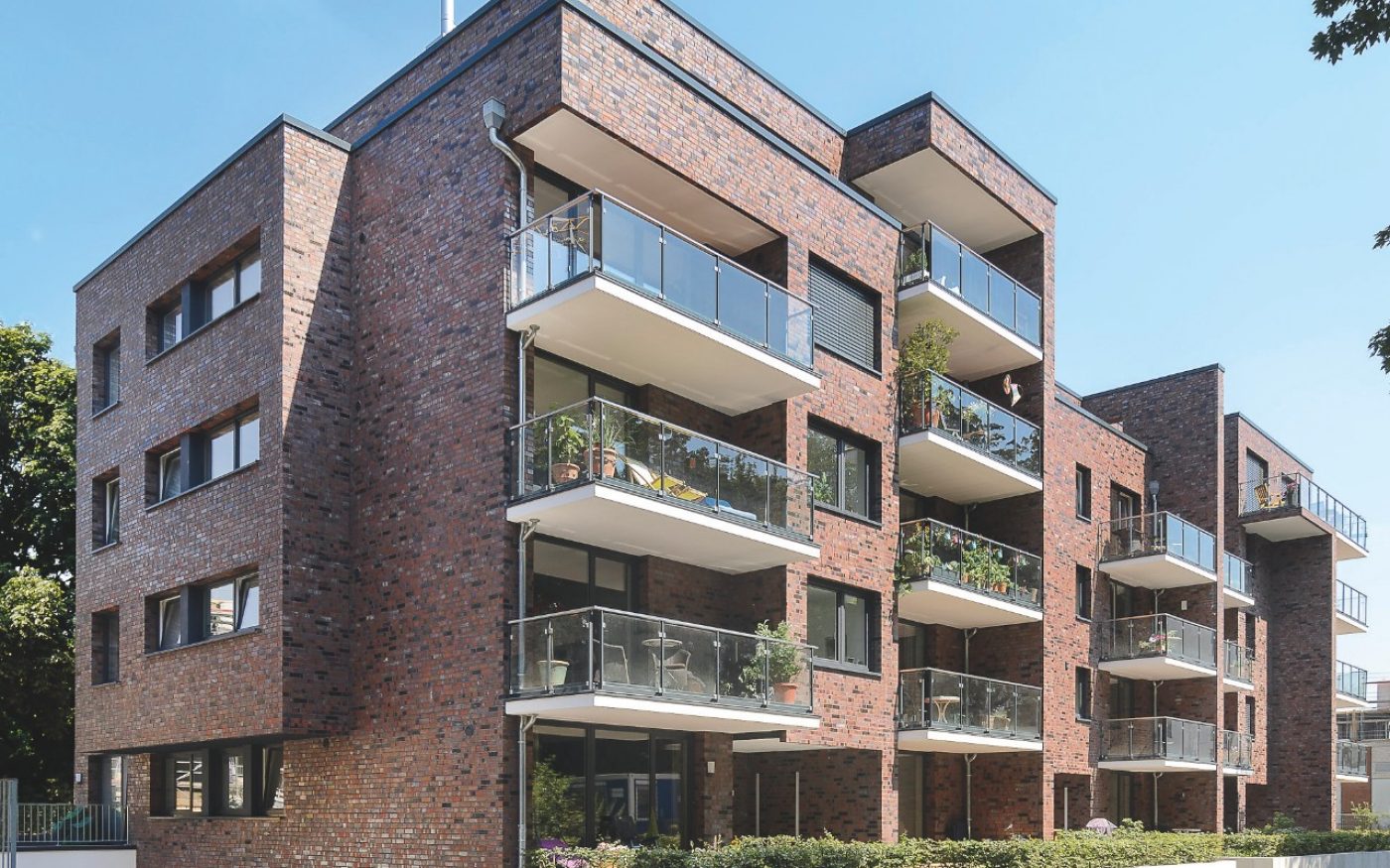 Buidling with Terca brick Cuxhaven Wechselsortierung