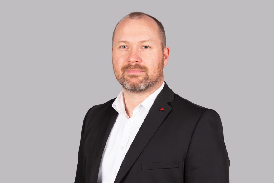 Staff, Penter, Sales