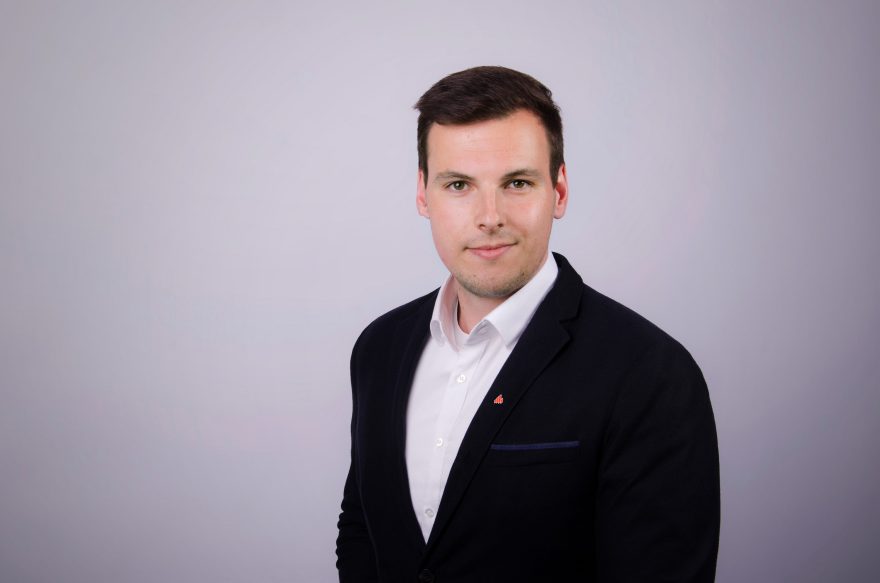 Staff, Staff Picture, Sales, Penter, Sakko