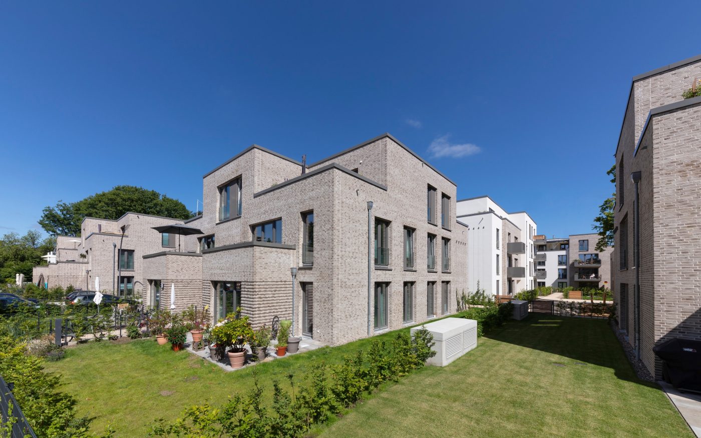 TCHOBAN VOSS Architekten, Baufelder A + B + C,, Nachhaltigkeit , Mobilitätskonzept,  Begrünungskonzept, Wasserstrichziegel, beige-grau nuanciert, LimeLine 430 DF