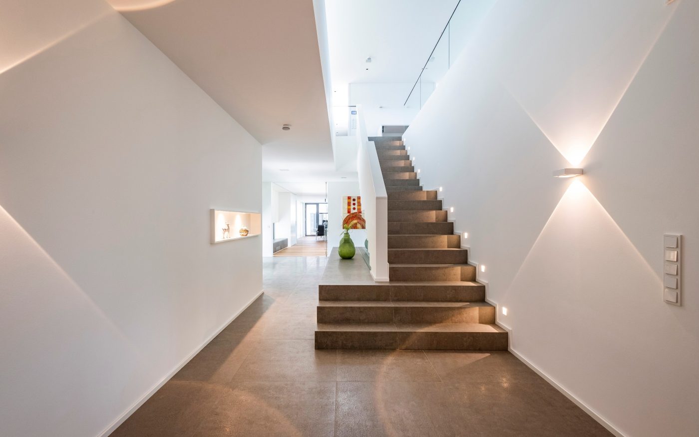 Single Family House, Terca  Polaris, Penter Eros getrommelt, Poroton Plan-T-18, mit Poolhaus