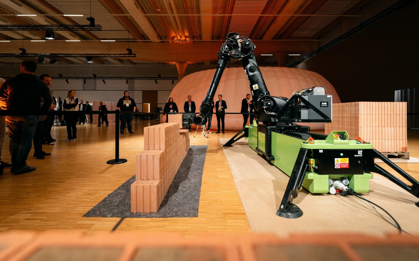 Zukunftstag 2025 Forum Mauerwerksroboter