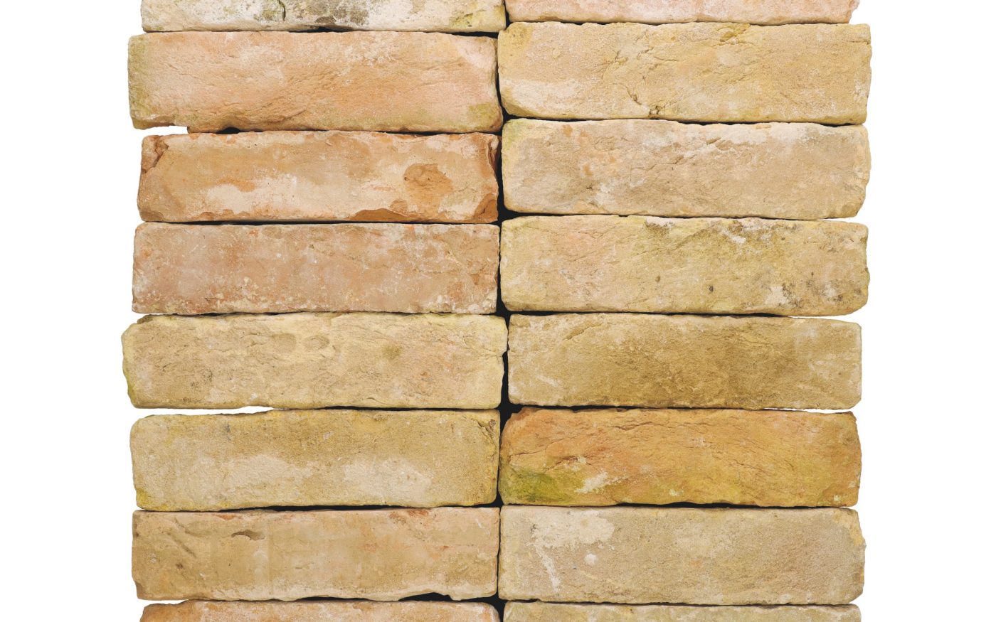 Ständige Verfügbarkeit für Planungs-sicherheit: Die vier Re-Use Ziegel „Rheinpark“, „Hafengelände“, „Textilfabrik“ und „Malzfabrik“ sind ständig ab Lager verfügbar. Darüber hinaus bearbeitet wienerberger mit seinen Partnern eine große Anzahl urbaner Minen und verfügt somit über ein regelmäßig wechselndes Sortiment an verschiedenen Re-Use Ziegeln.