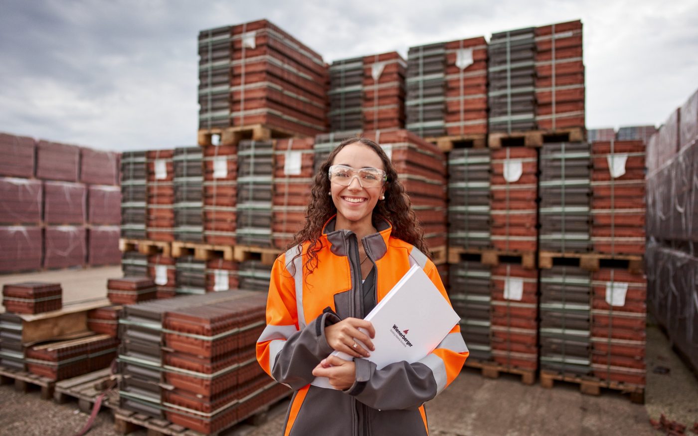 Einblick in den kaufmännischen Beruf – Portrait Aaliya