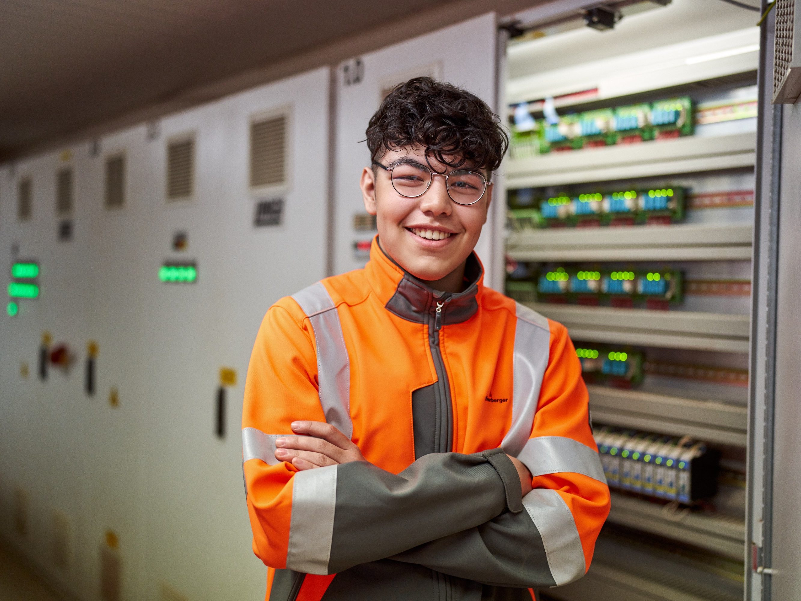 Karrierestart - Azubi Werkbesichtigung Portrait Erdem Döneyen