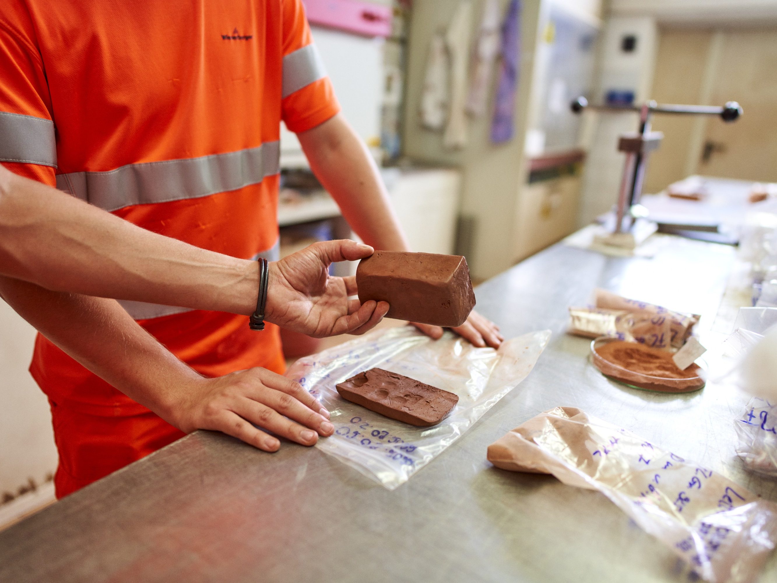 Karrierestart - Werkbesichtigung Ton 3