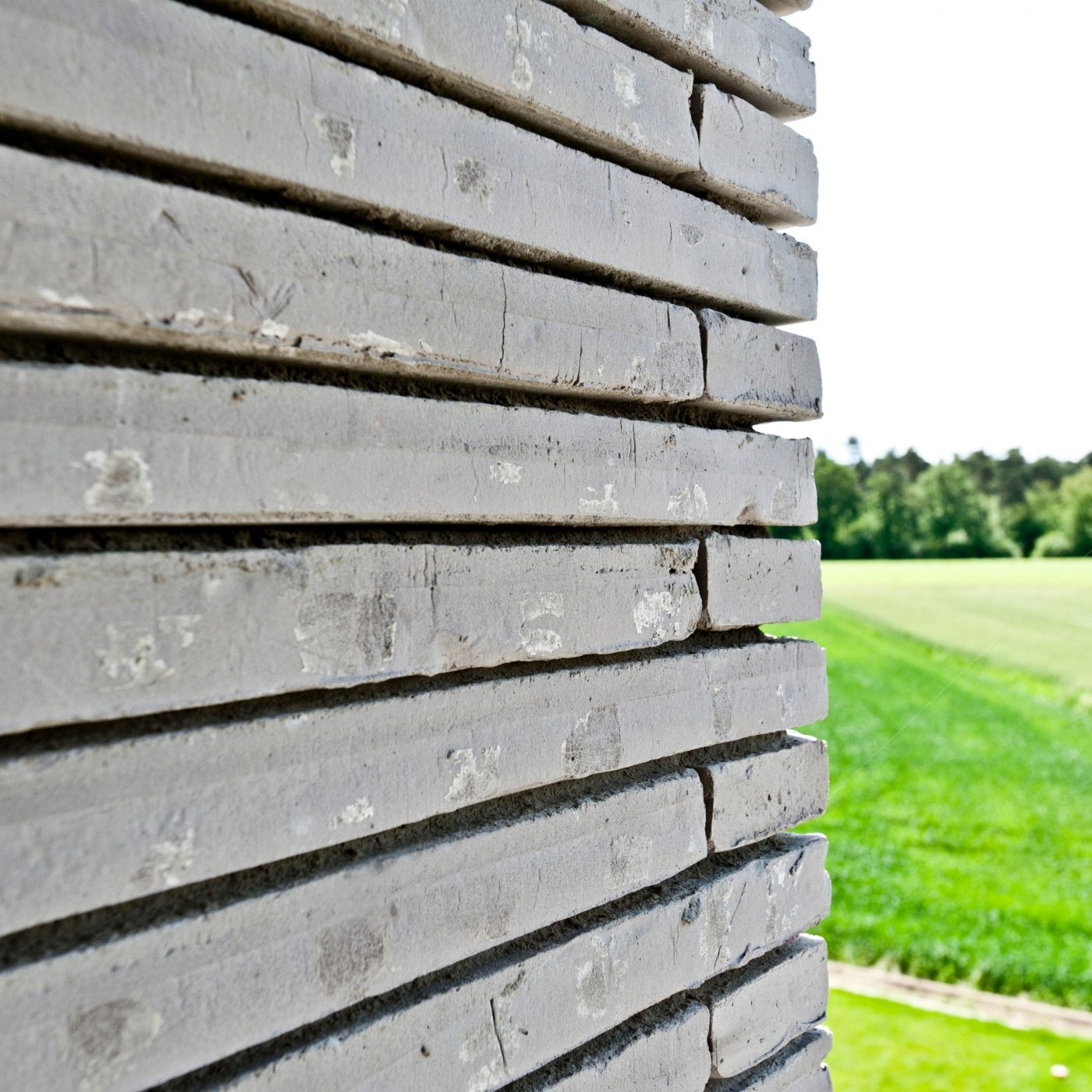 Close-Up Facade Polaris, Passive House, Bauhaus-style, Multi-Generational House, Poroton, Terca, Polaris, by Architects Engelshove, situated in Neuenkirchen